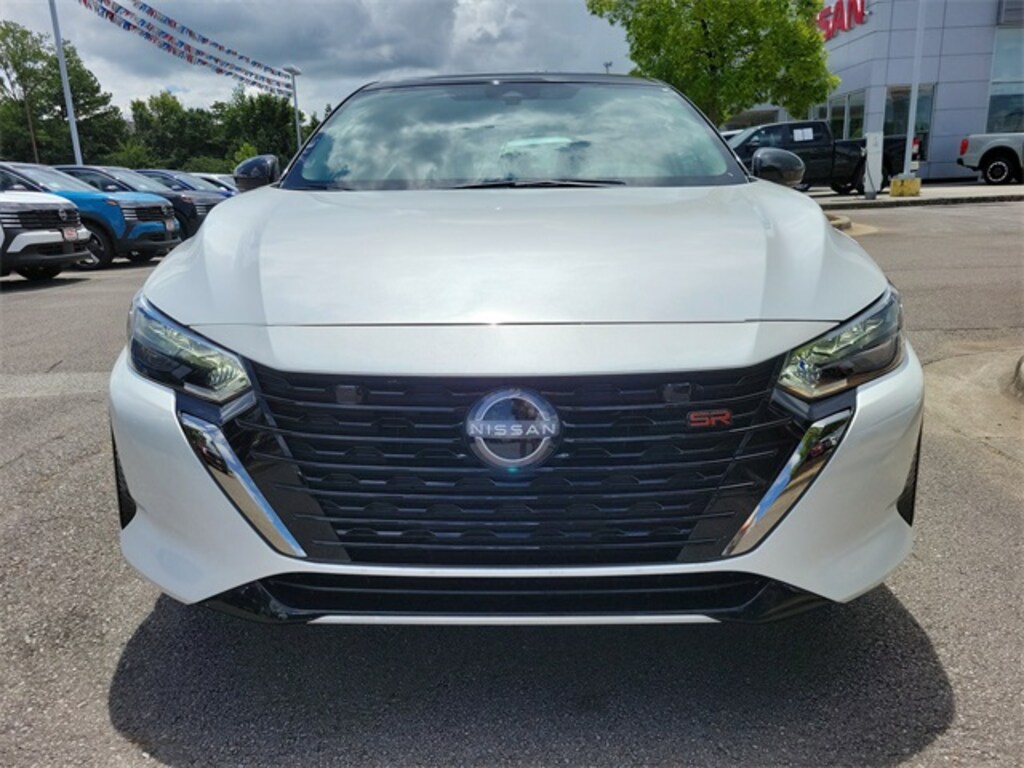 New 2025 Nissan Sentra SR Sedan