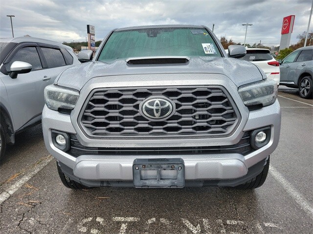 2020 Toyota Tacoma TRD Sport V6 photo 2