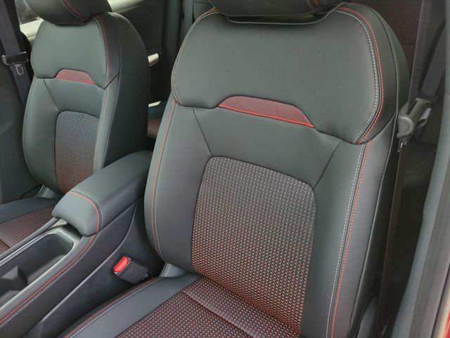 2025 Nissan Kicks SR AWD - Photo 13