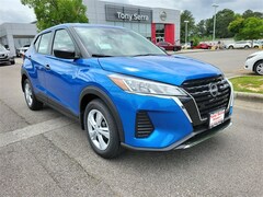 2025 Nissan Kicks Play S SUV