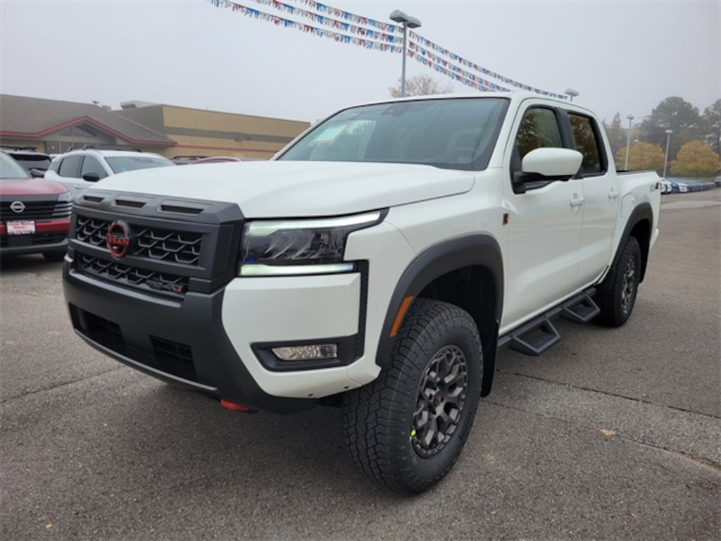 New 2026 Nissan Frontier PRO-4X w/R Package Truck Crew Cab