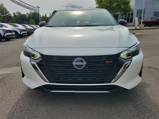 2024 Nissan Sentra SR photo 2