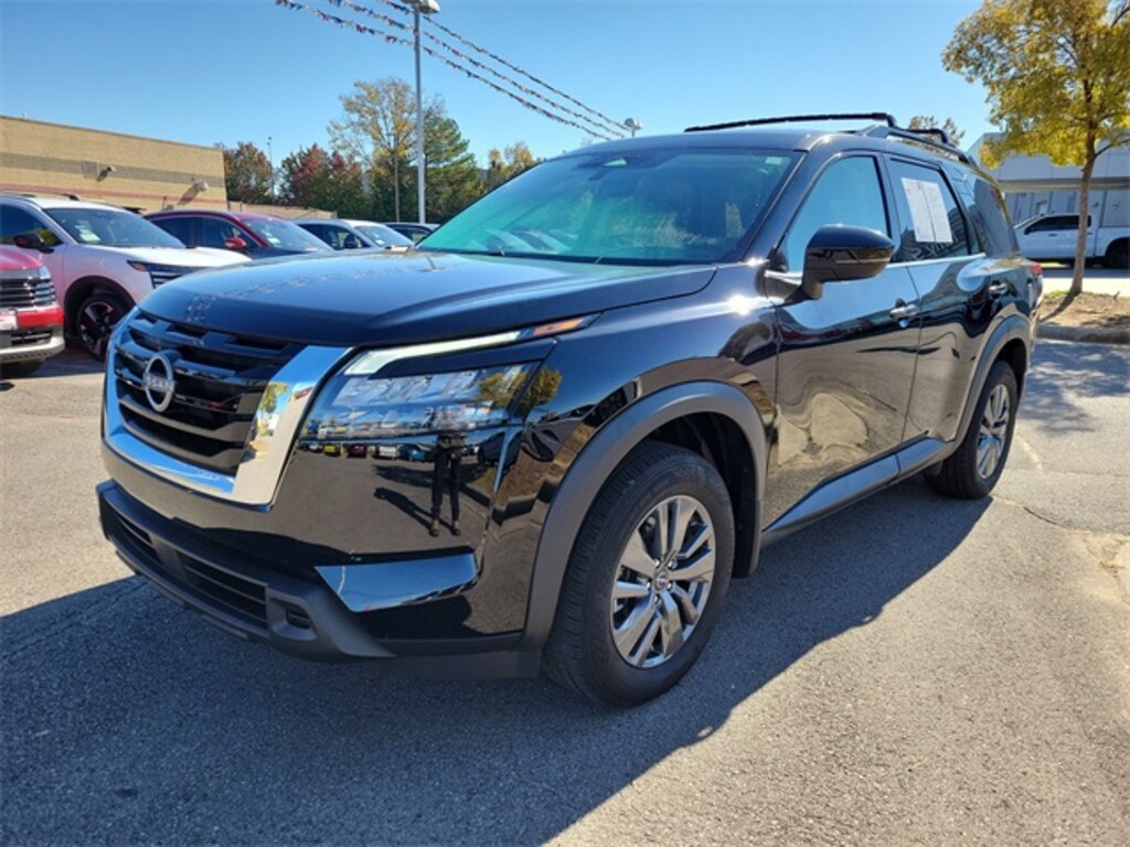 Certified 2024 Nissan Pathfinder SV SUV