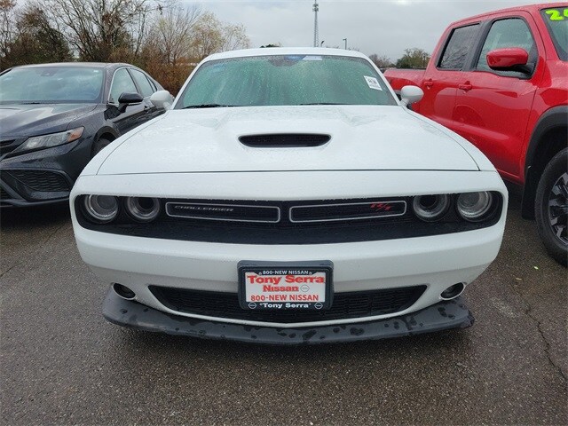 2022 Dodge Challenger R/T photo 2