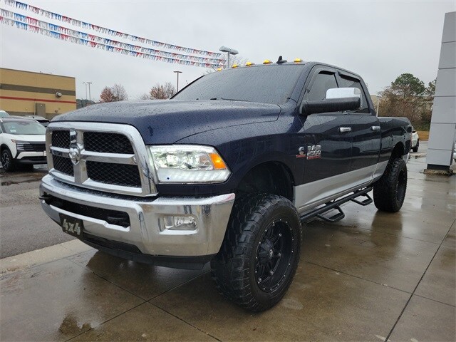 2014 Ram 2500 Laramie photo 3