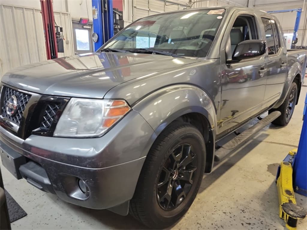 Certified 2018 Nissan Frontier SV Truck Crew Cab
