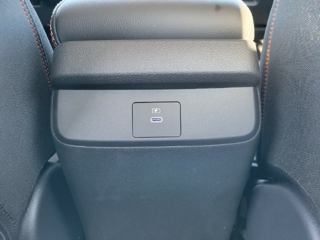 2026 Nissan Sentra SR - Photo 13