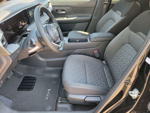2026 Nissan KICKS SV - Photo 11