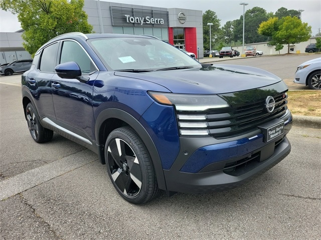 2025 Nissan Kicks SR's photo