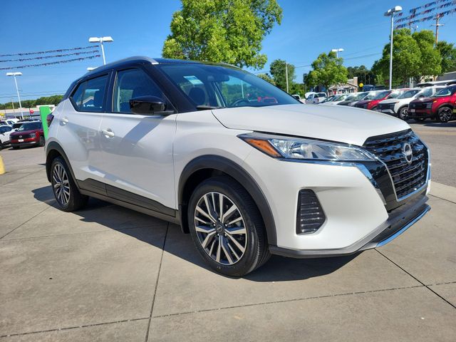 2024 Nissan Kicks 1.6 SV's photo
