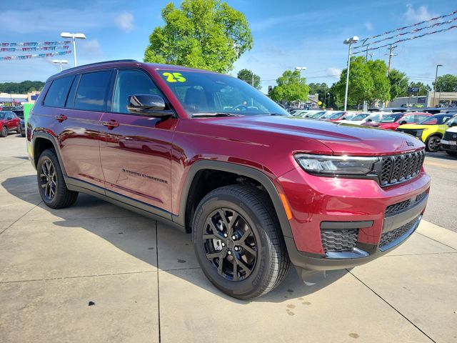 2025 Jeep Grand Cherokee L Altitude's photo
