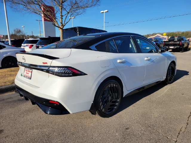 2026 Nissan Sentra SR - Photo 6