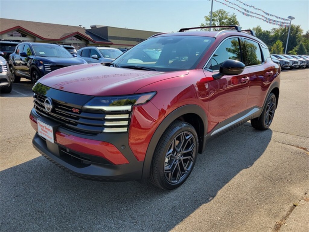New 2026 Nissan Kicks SR SUV
