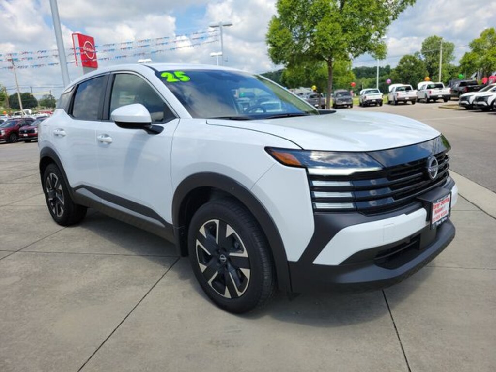 Used 2025 Nissan Kicks SV SUV