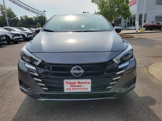2025 Nissan Versa 1.6 S photo 2