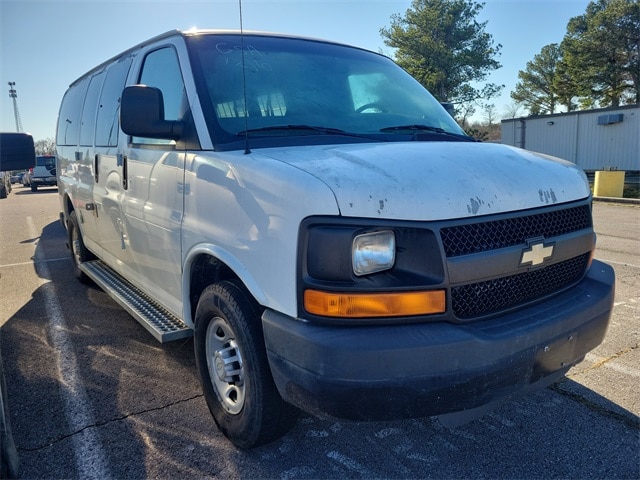 2011 Chevrolet Express LS's photo