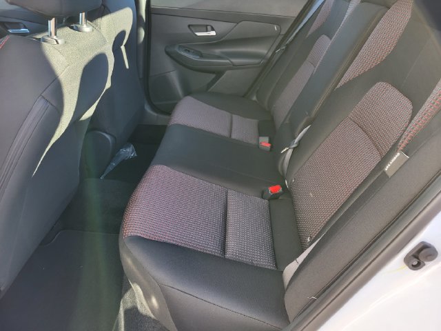 2026 Nissan Sentra SR - Photo 12