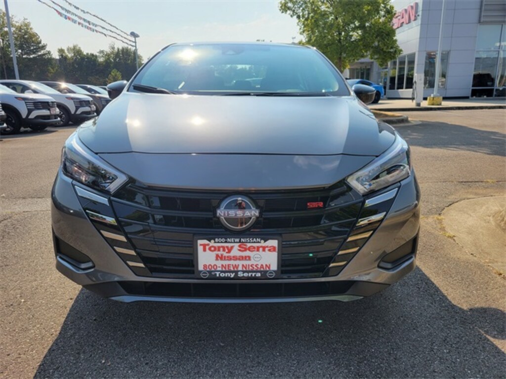 New 2025 Nissan Versa 1.6 SR Sedan