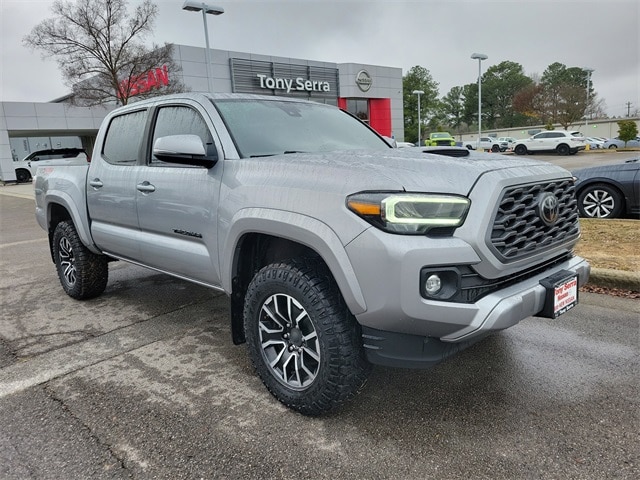 2020 Toyota Tacoma TRD Sport's photo