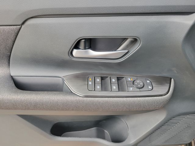 2026 Nissan KICKS SV - Photo 14