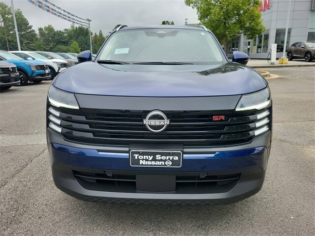 2025 Nissan Kicks SR photo 2