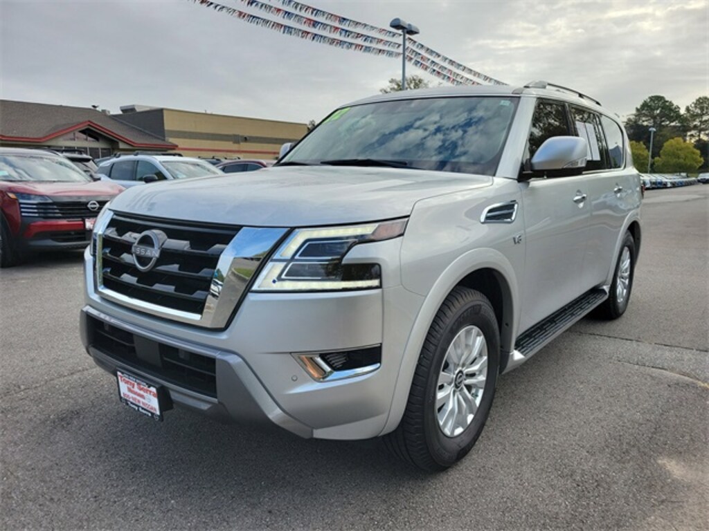 Used 2022 Nissan Armada SV SUV