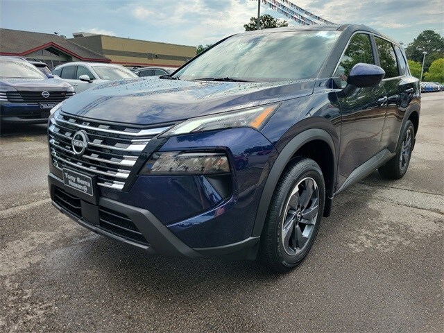 2026 Nissan Rogue SV photo 2