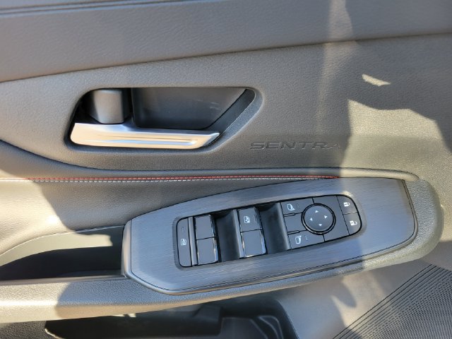 2026 Nissan Sentra SR - Photo 11