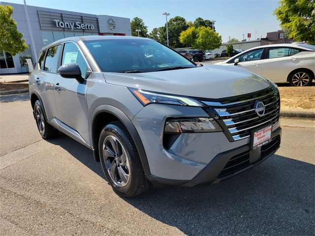 2026 Nissan Rogue SV's photo