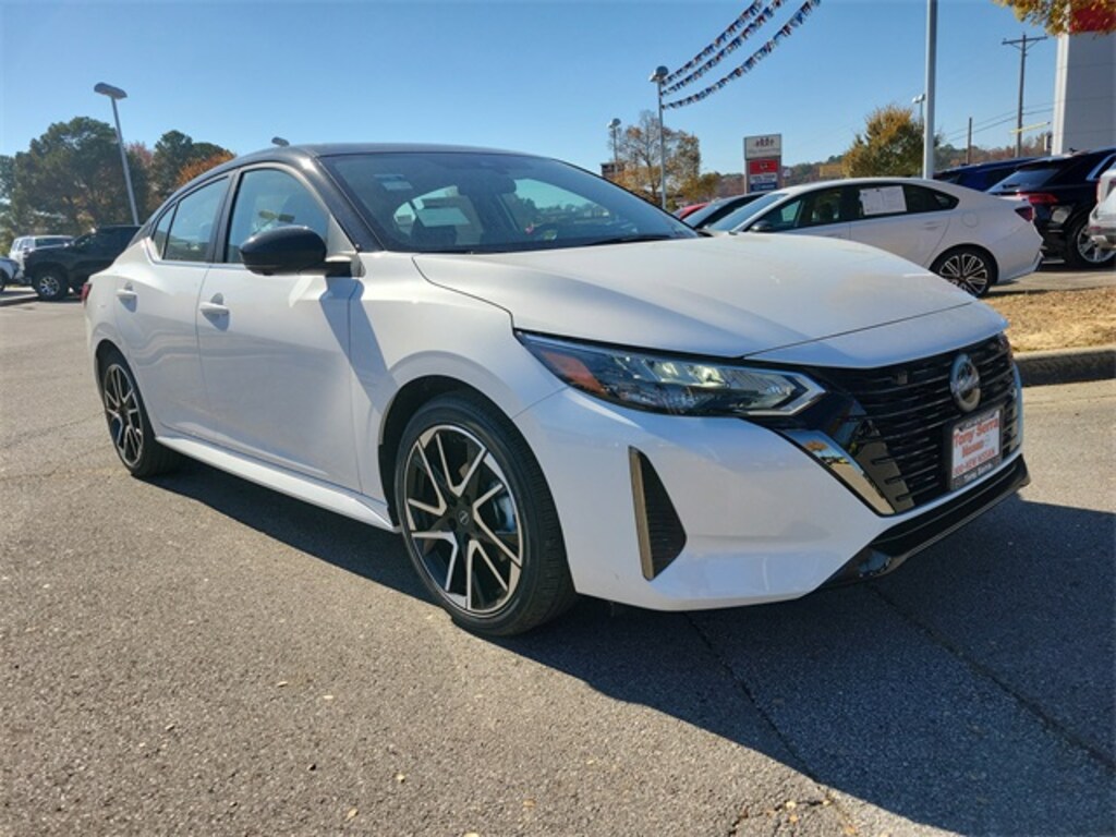 New 2025 Nissan Sentra SR Sedan