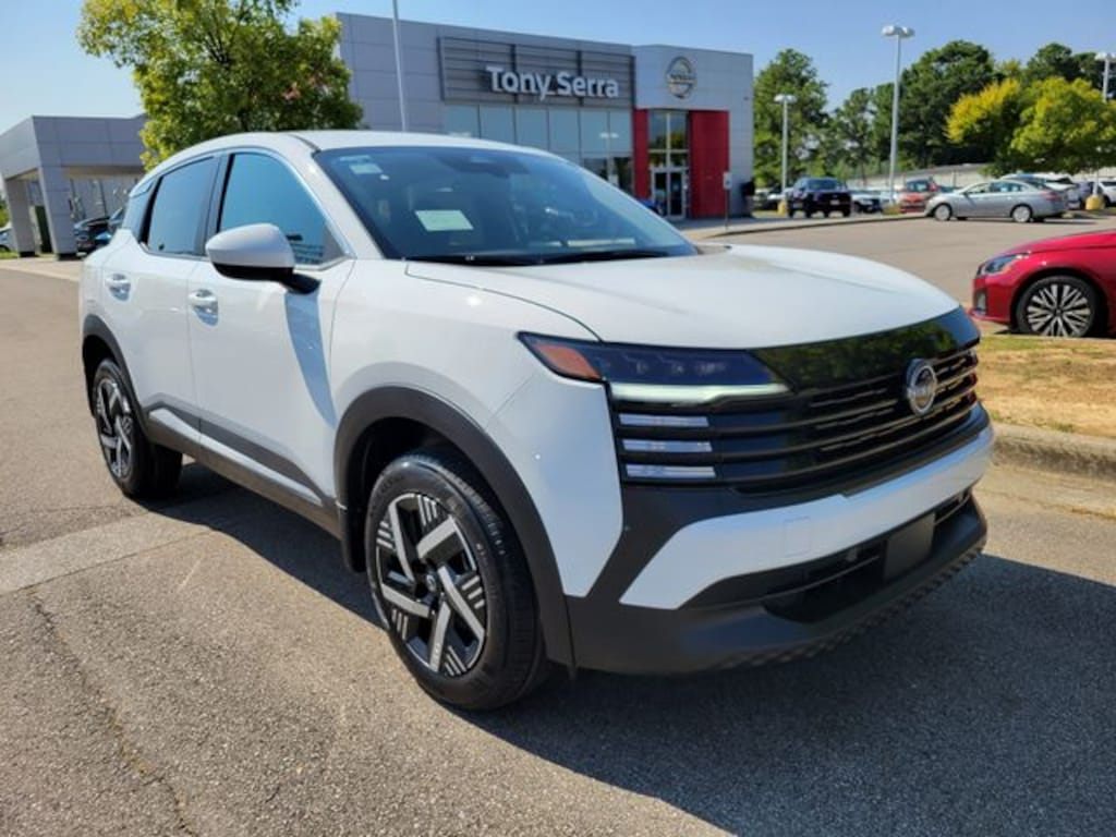 New 2025 Nissan Kicks SV SUV