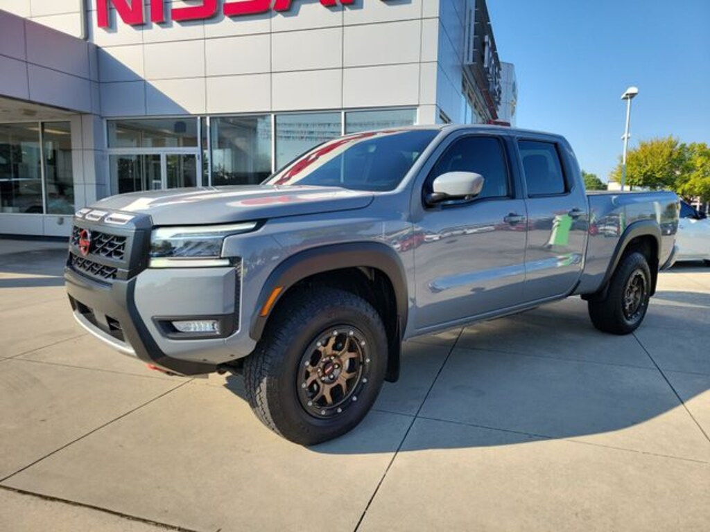 Used 2025 Nissan Frontier PRO-4X Truck Crew Cab
