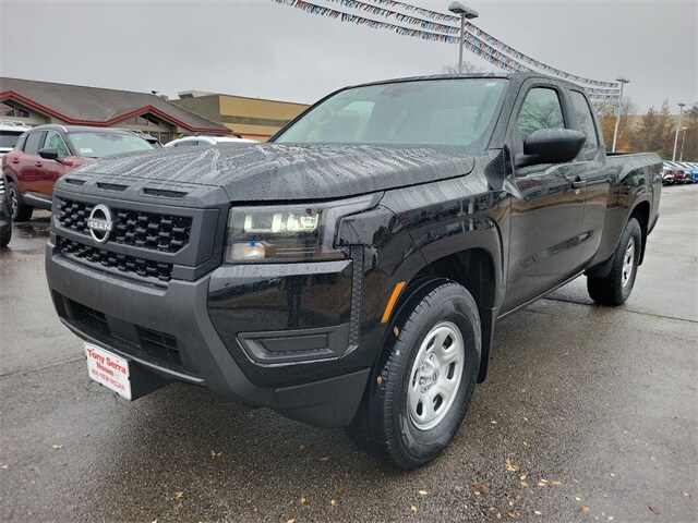 2026 Nissan Frontier S photo 3