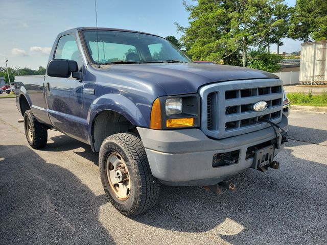 2006 Ford F-350 XLT 4x4 Regular Cab's photo