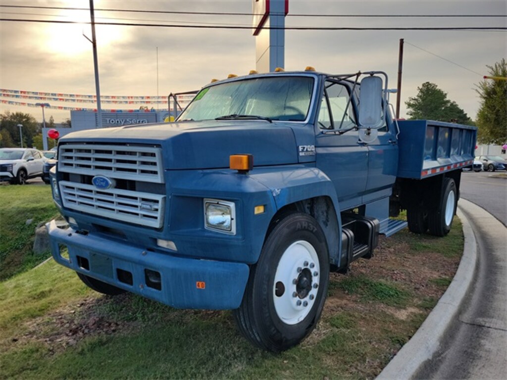 Used 1993 Ford F-750SD Base