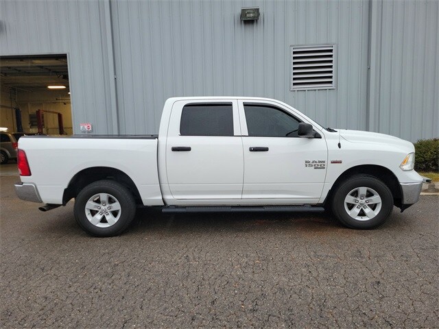 2020 Ram 1500 Classic Tradesman photo 3