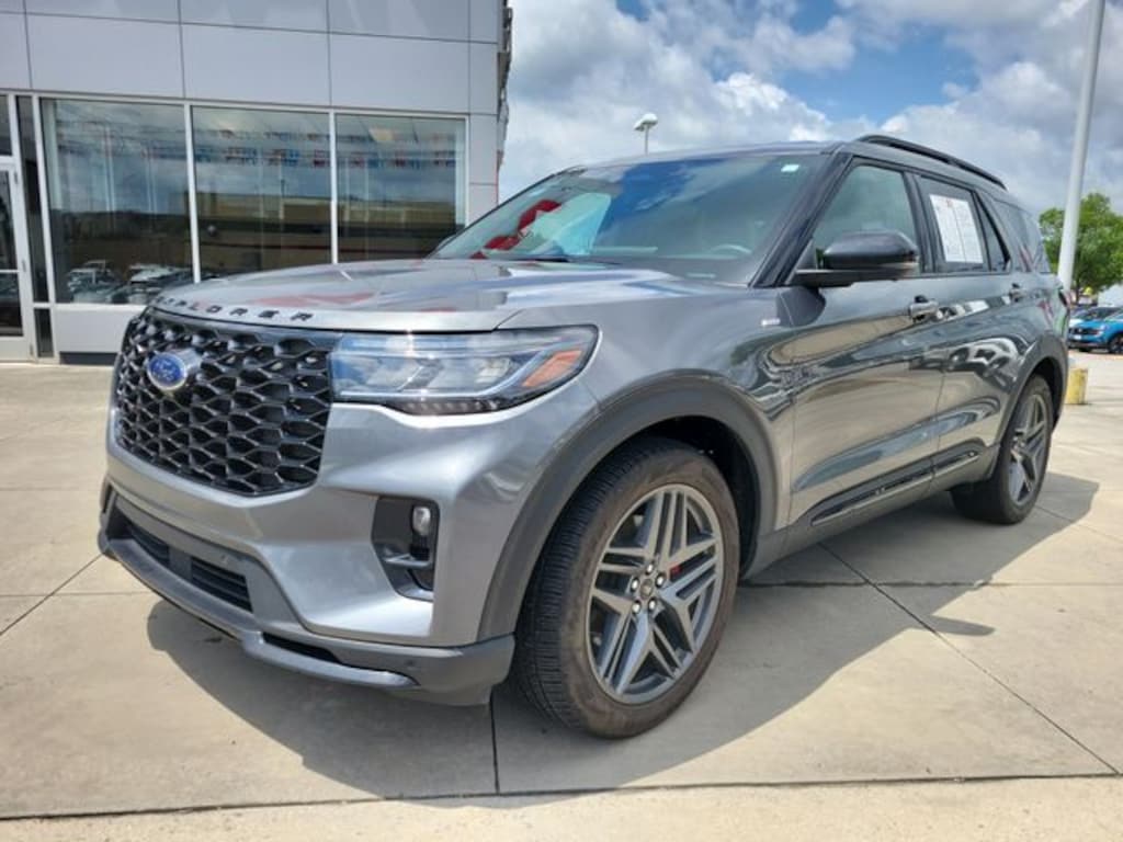Certified 2025 Ford Explorer ST-Line SUV