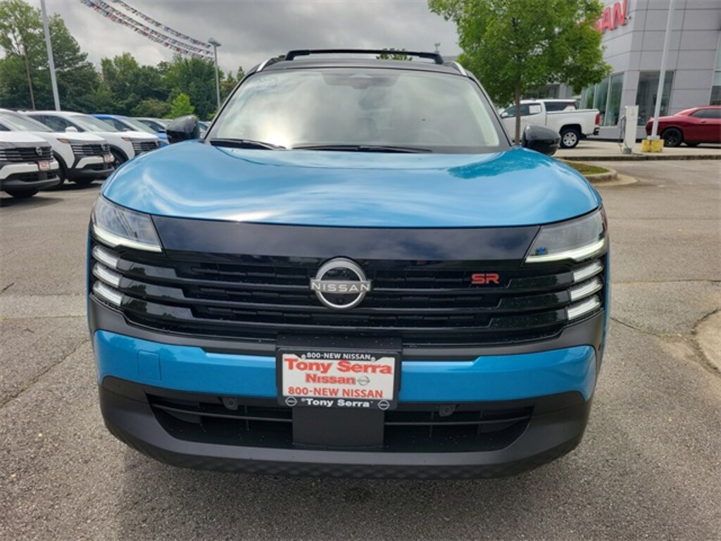 New 2025 Nissan Kicks SR SUV