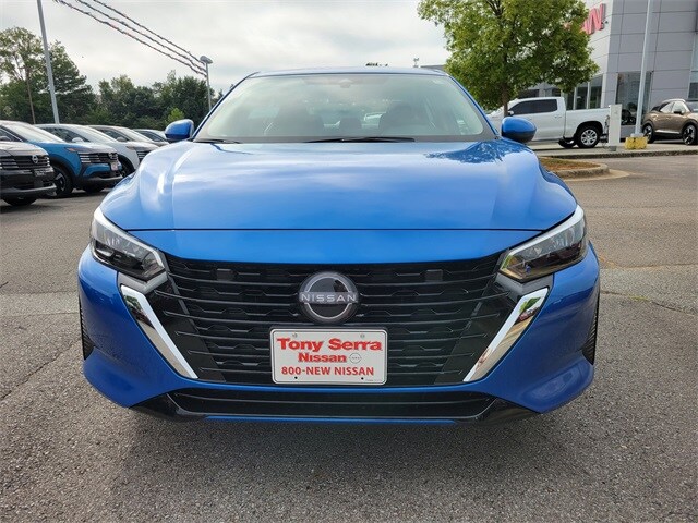 2025 Nissan Sentra SV photo 2