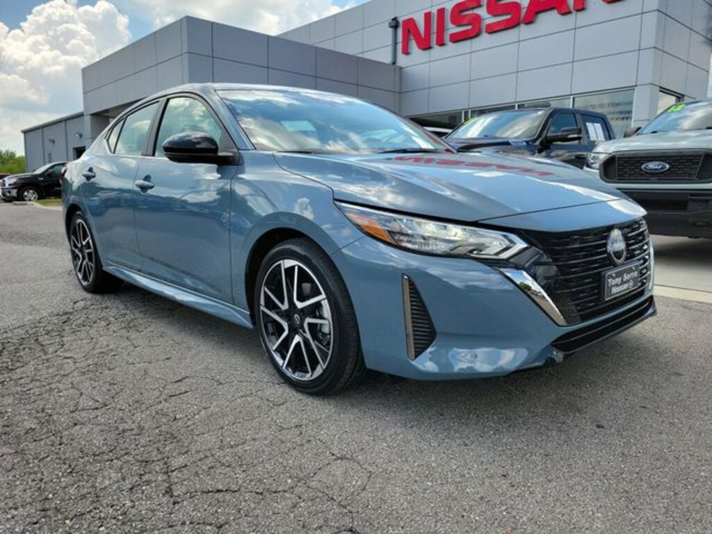 New 2025 Nissan Sentra SR Sedan
