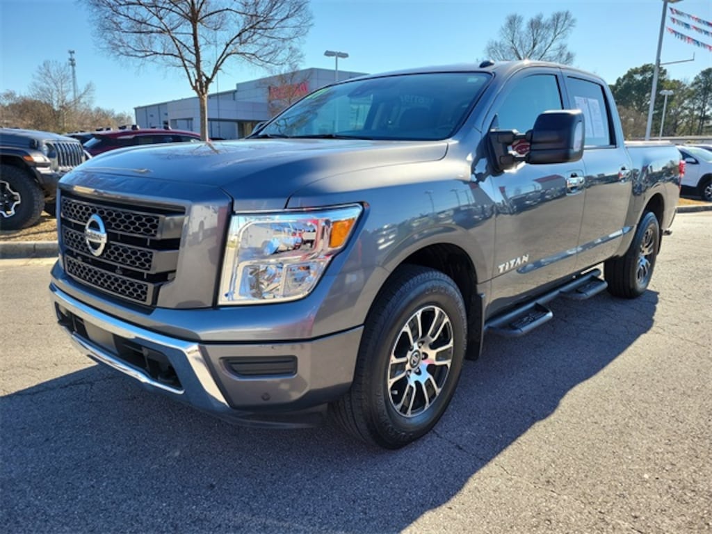 Certified 2021 Nissan Titan SV Truck Crew Cab