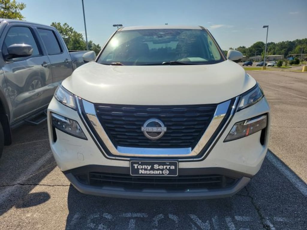 Used 2023 Nissan Rogue SV SUV