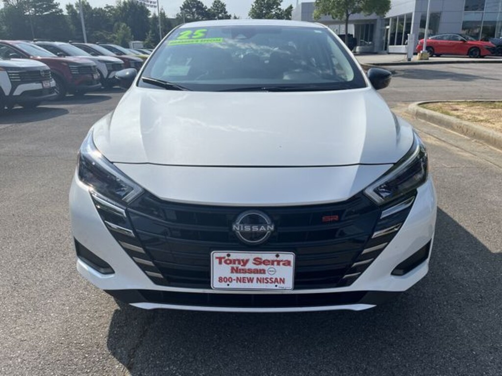 Certified 2025 Nissan Versa 1.6 SR Sedan