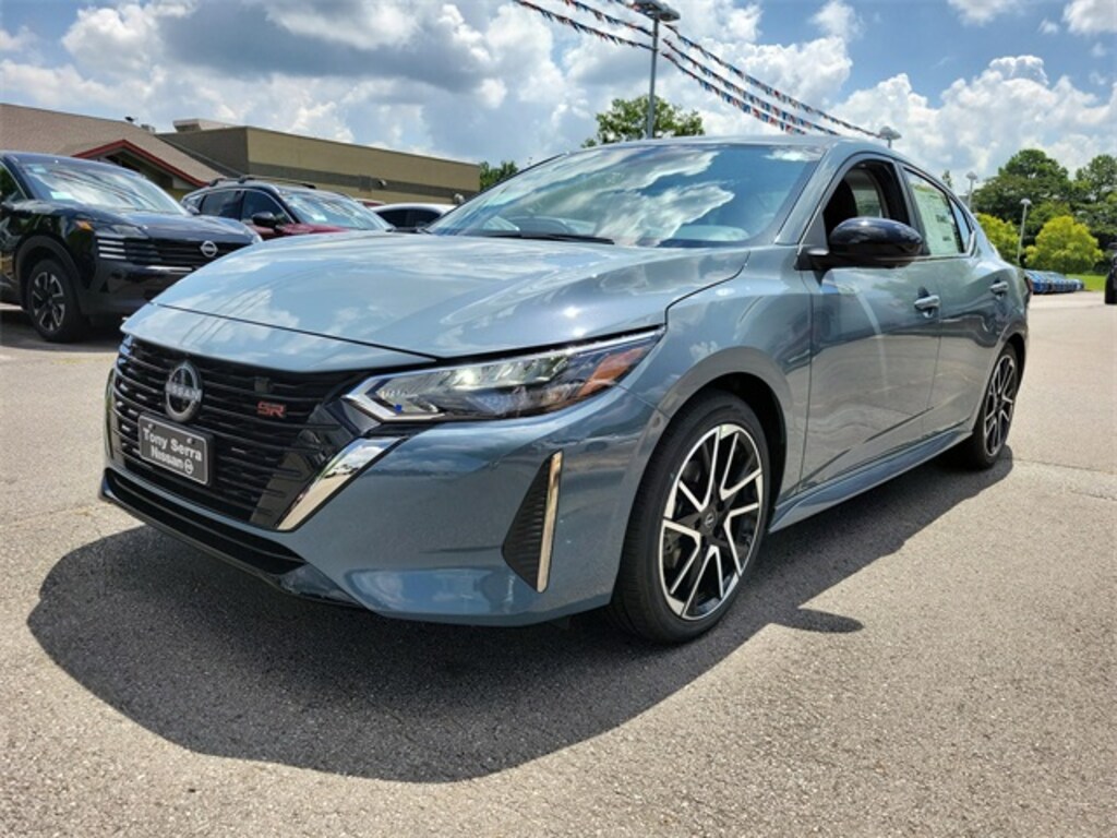 New 2025 Nissan Sentra SR Sedan