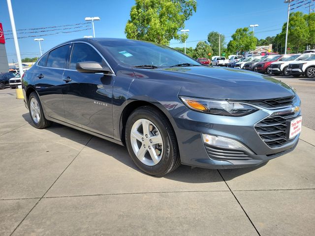 2020 Chevrolet Malibu's photo