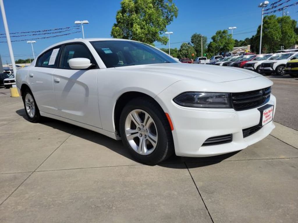 Certified 2019 Dodge Charger SXT Sedan
