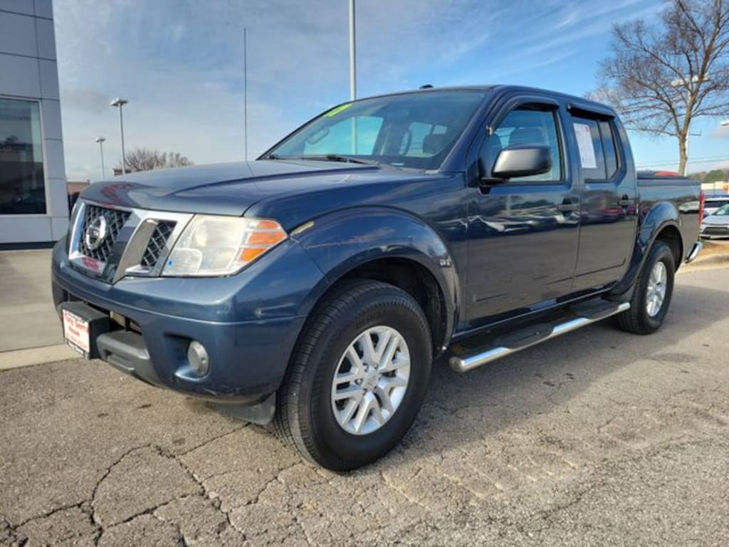 Certified 2017 Nissan Frontier SV Truck Crew Cab