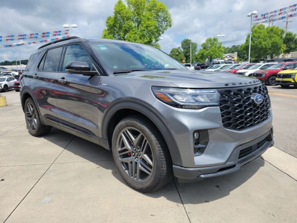 Certified 2025 Ford Explorer ST-Line SUV
