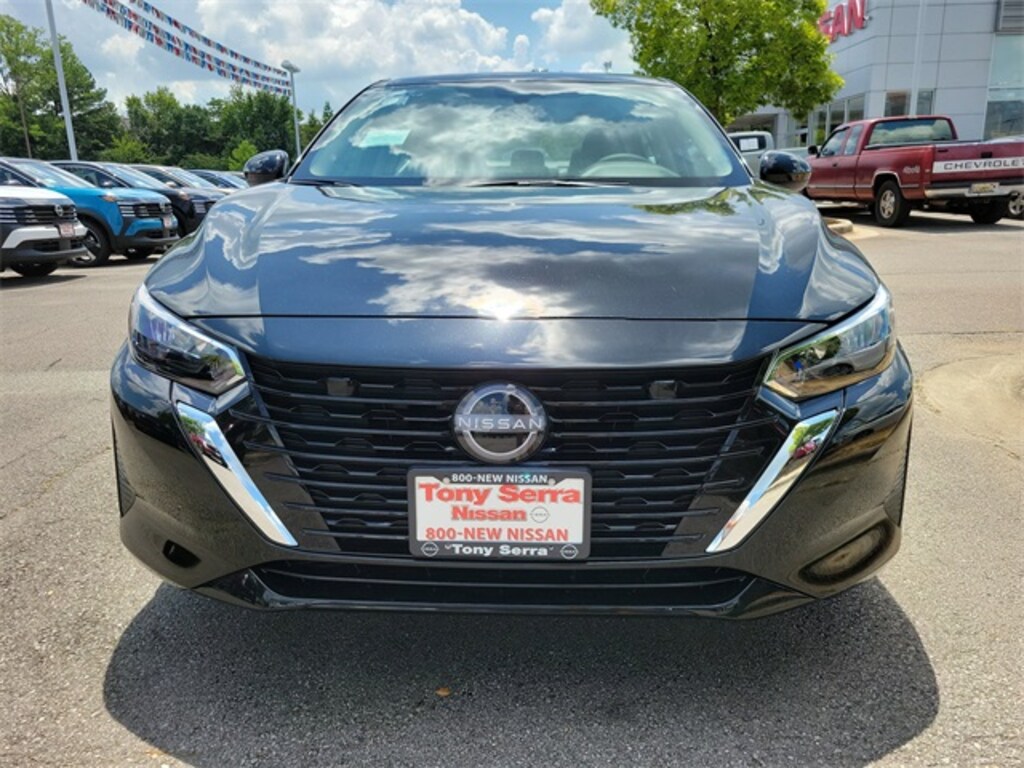 New 2025 Nissan Sentra SV Sedan