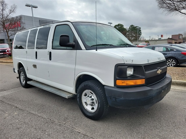 2011 Chevrolet Express LS's photo